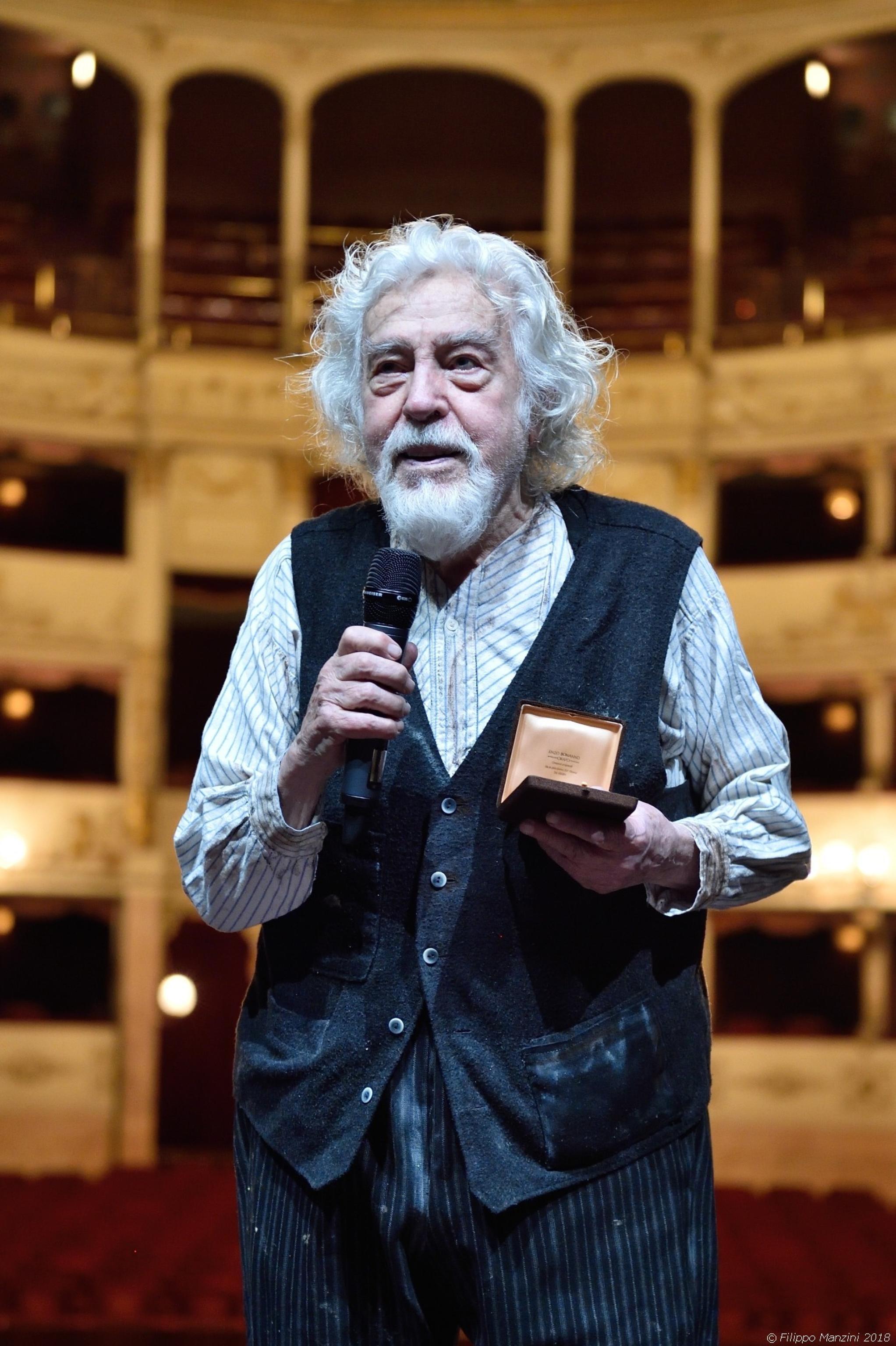 “Manfred”, la messa in scena di Glauco Mauri 