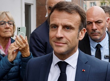 Macron contro tutti