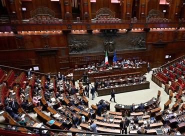Def, maggioranza va sotto: corsa contro il tempo per rivotarlo