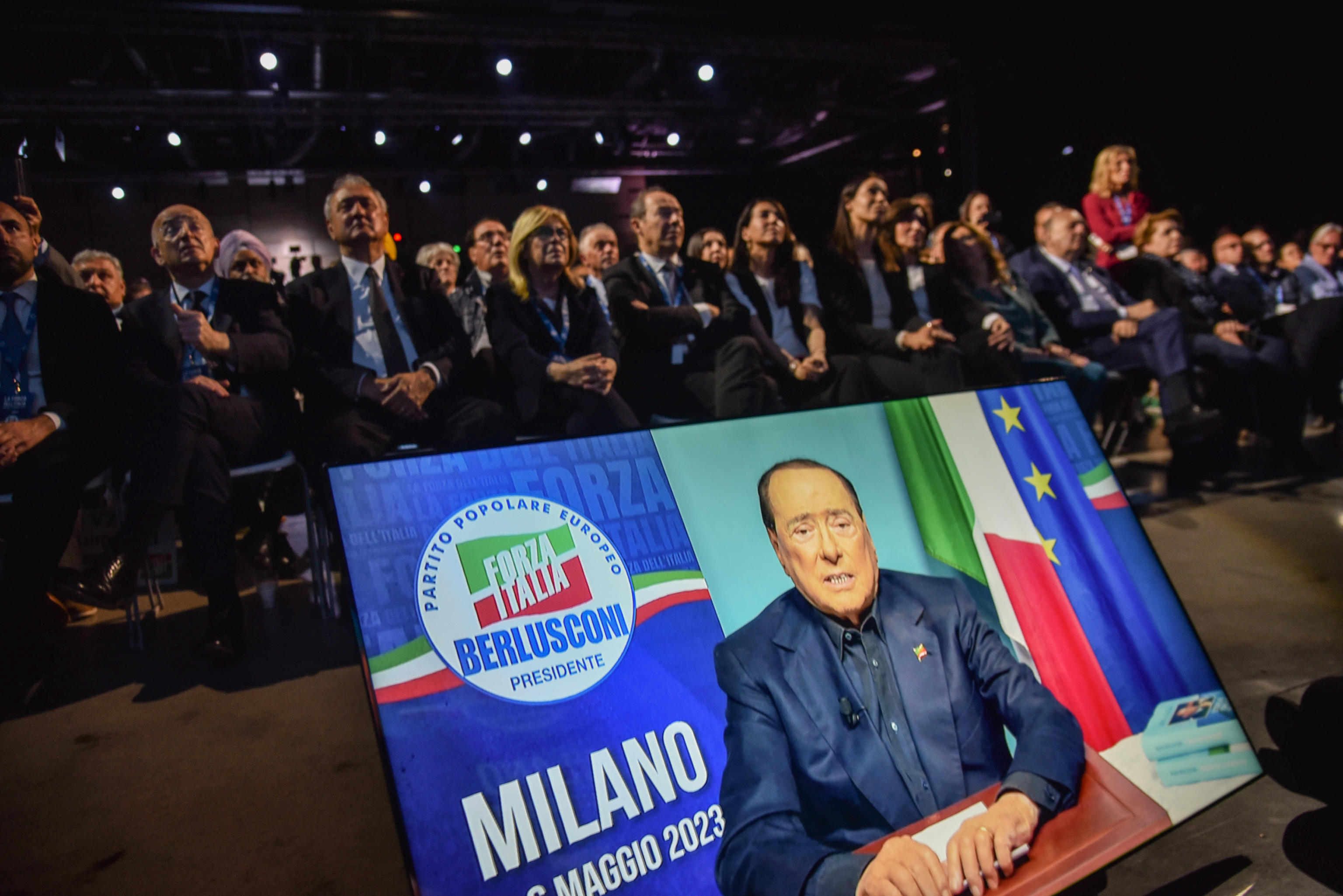 Forza Silvio: l’Italia ti è grata