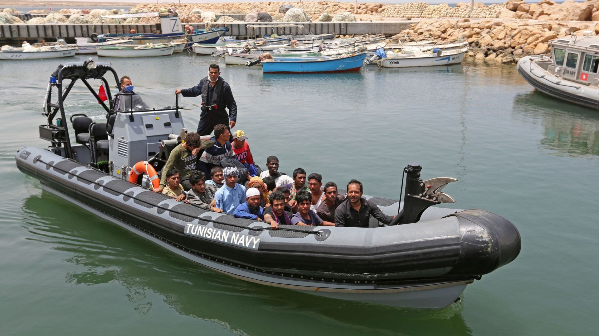 Tunisia: crisi politica e cadaveri dei migranti