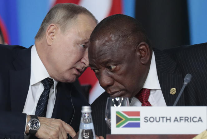 Il gioco d’azzardo del Sudafrica: armi alla Russia