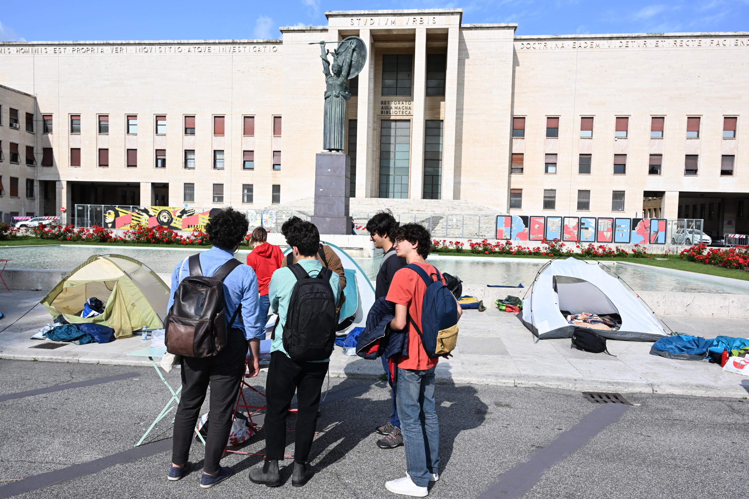Giornate di lotta, d’amore e d’anarchia al Camping La Sapienza 