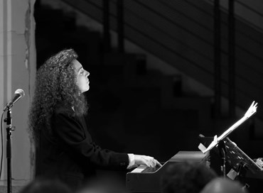 Eugenia Canale presenta il suo nuovo album, “Risvegli”