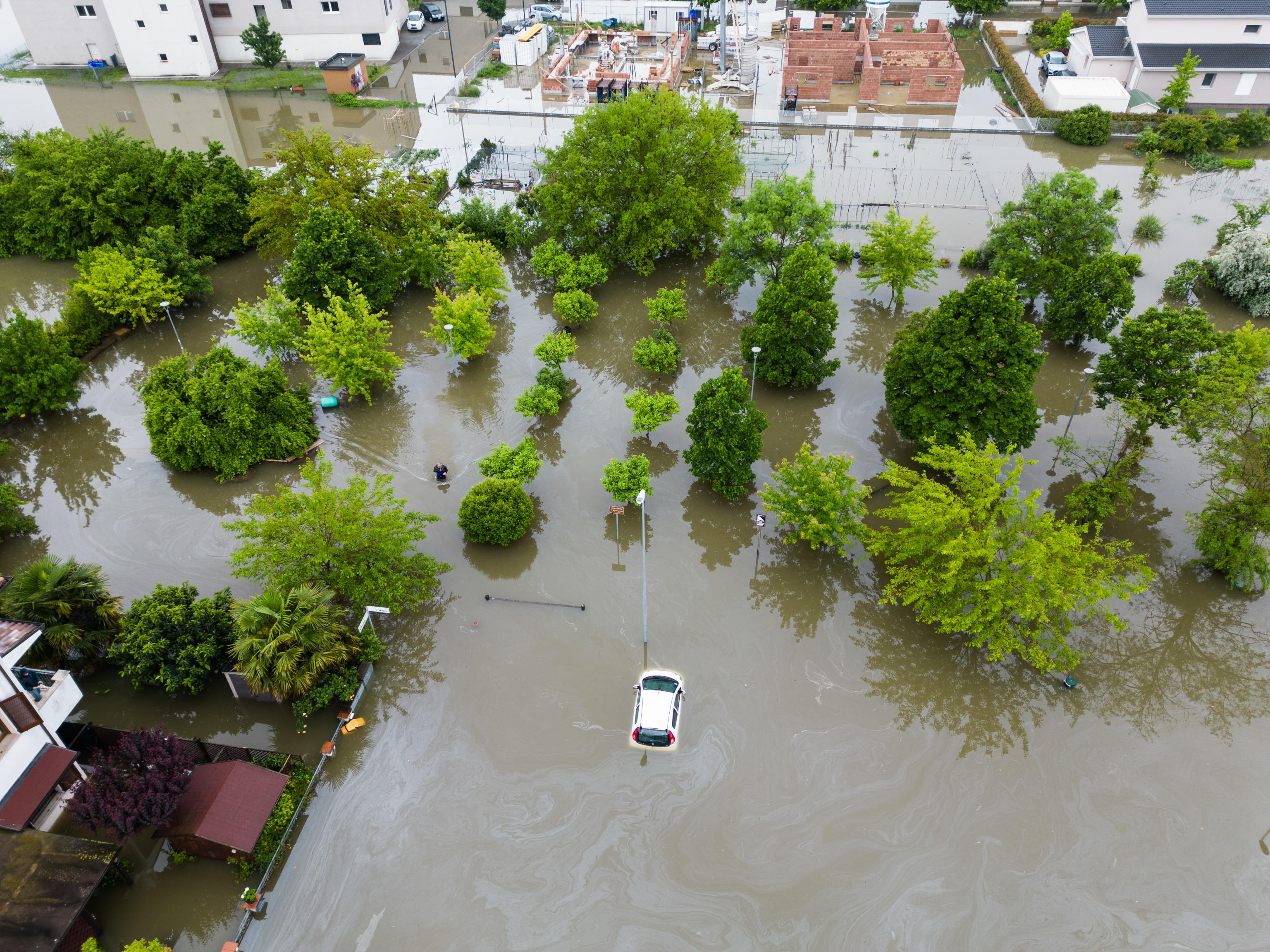 Il “buon governo” della rossa Emilia-Romagna annegato nell’alluvione