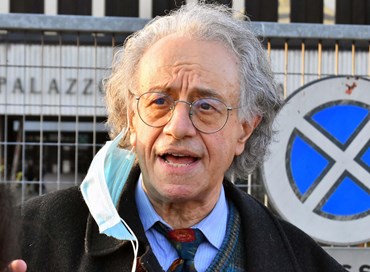 Politica o farsi pubblicità?