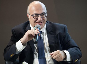 Cambiano i direttori a Libero, Agi e il Manifesto