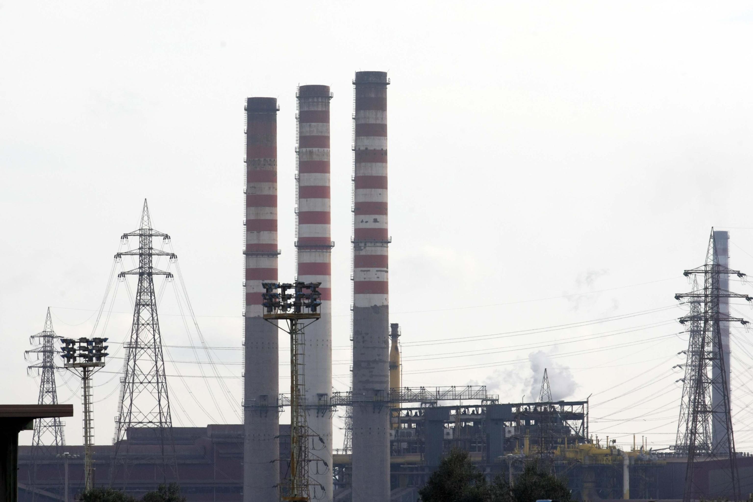 Forse sta finendo la kafkiana storia del centro siderurgico di Taranto