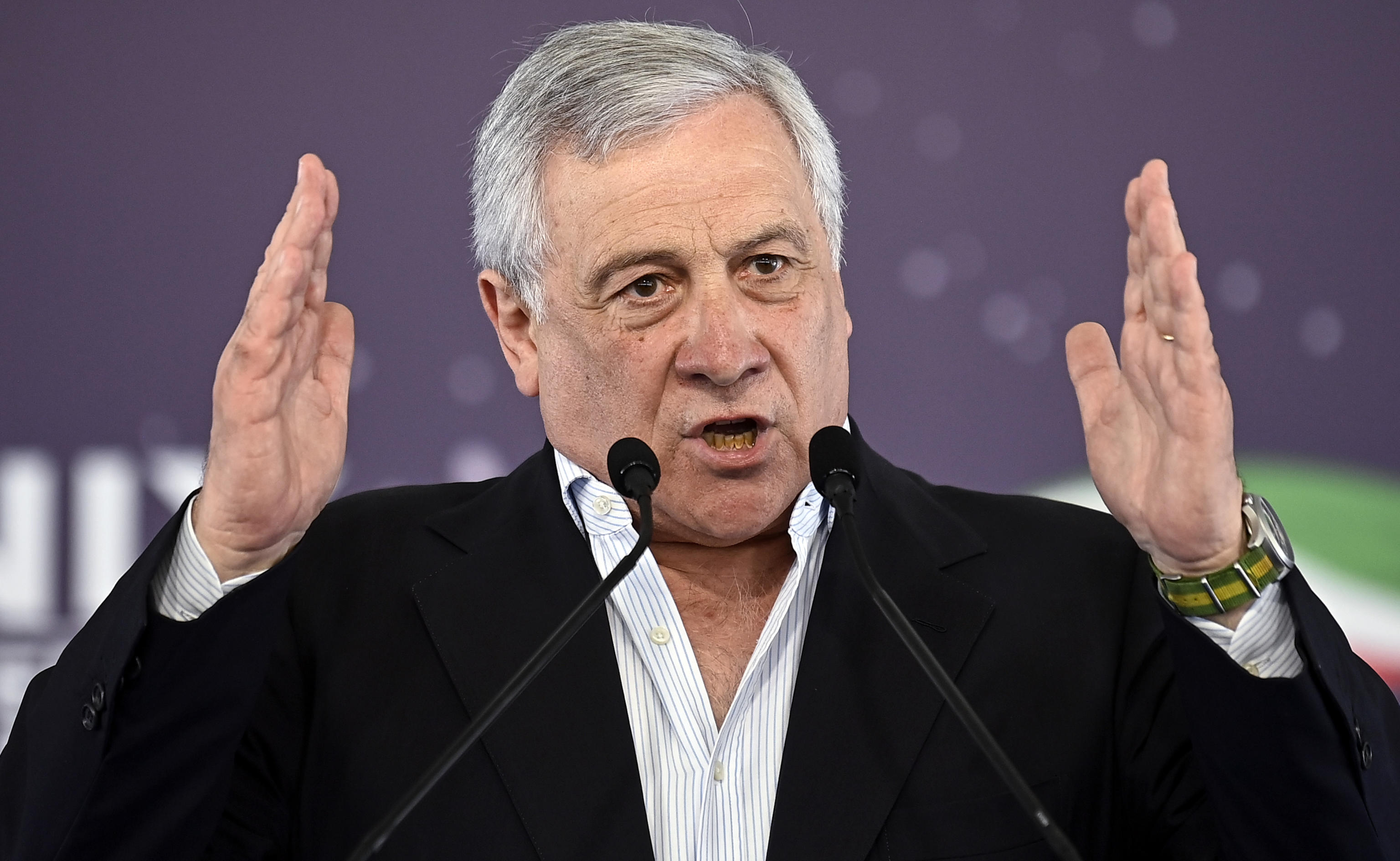 Europee, Tajani avverte Salvini: “Impossibile un accordo con Afd e Le Pen”