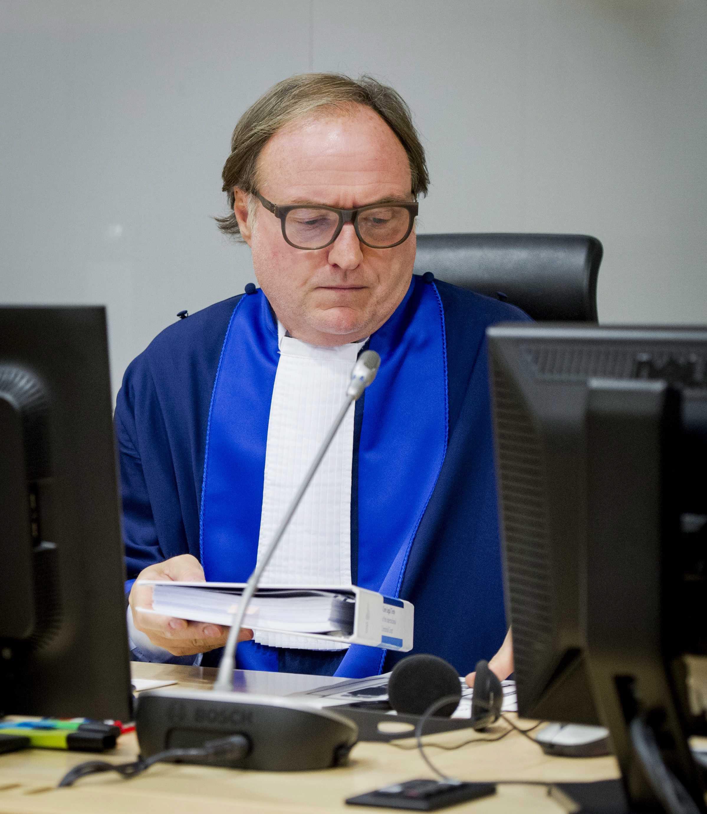 Sotto accusa il magistrato Tarfusser: vuole riaprire il caso di Erba 