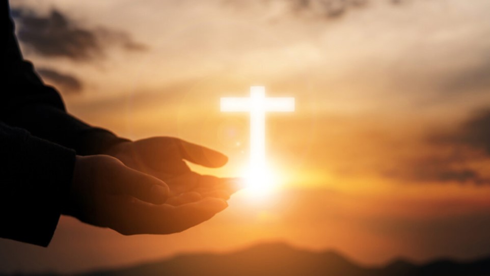 Il saggio di Adriano Fabris per un rilancio della fede religiosa