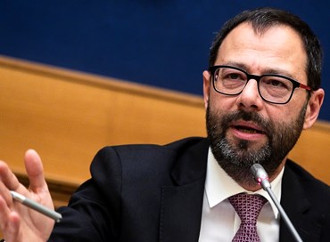 Il partito degli onesti batte cassa