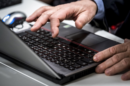 Assicurazione on-line: cinque “dritte” per scegliere con consapevolezza