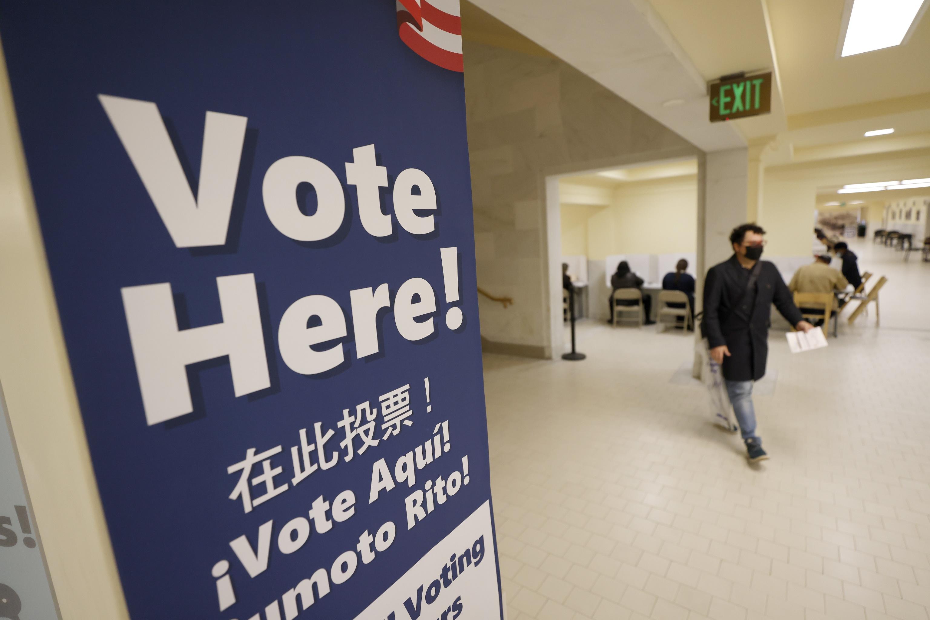 Usa: i giovani si allontanano dai Democratici