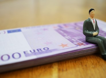 La falsa etica del tassare i così detti extraprofitti
