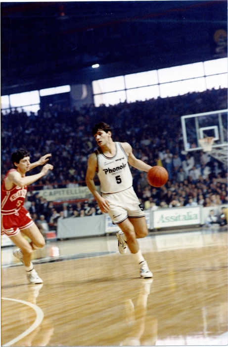 Ritratti. “Scugnizzi per sempre”, la favola della Juvecaserta