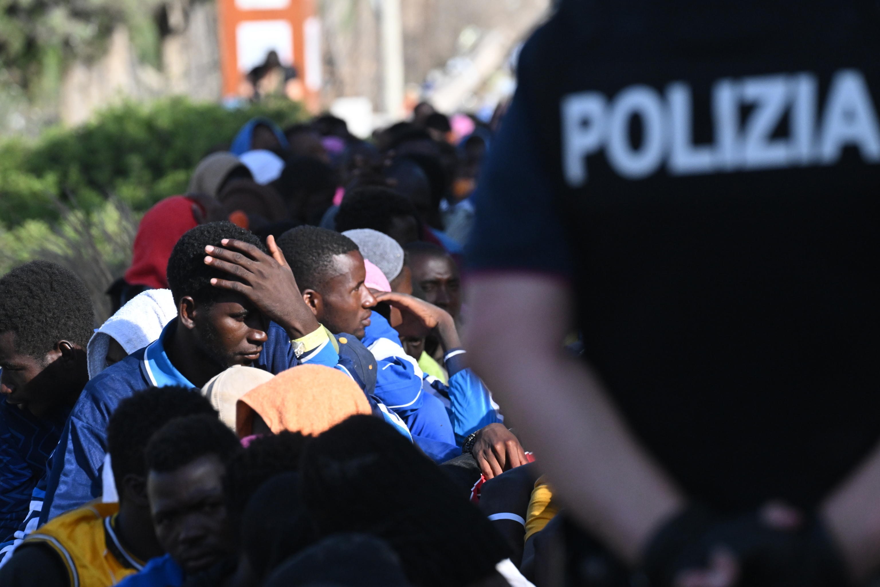 Migranti: è cominciata l’invasione