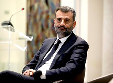 “La gente ci detesta”: il realismo del sindaco Pd
