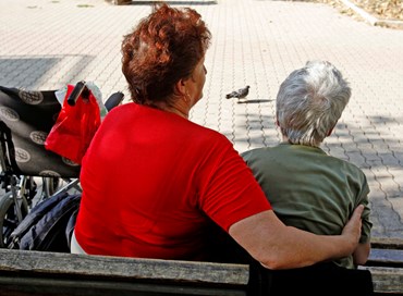 Aumenta la spesa per colf e badanti