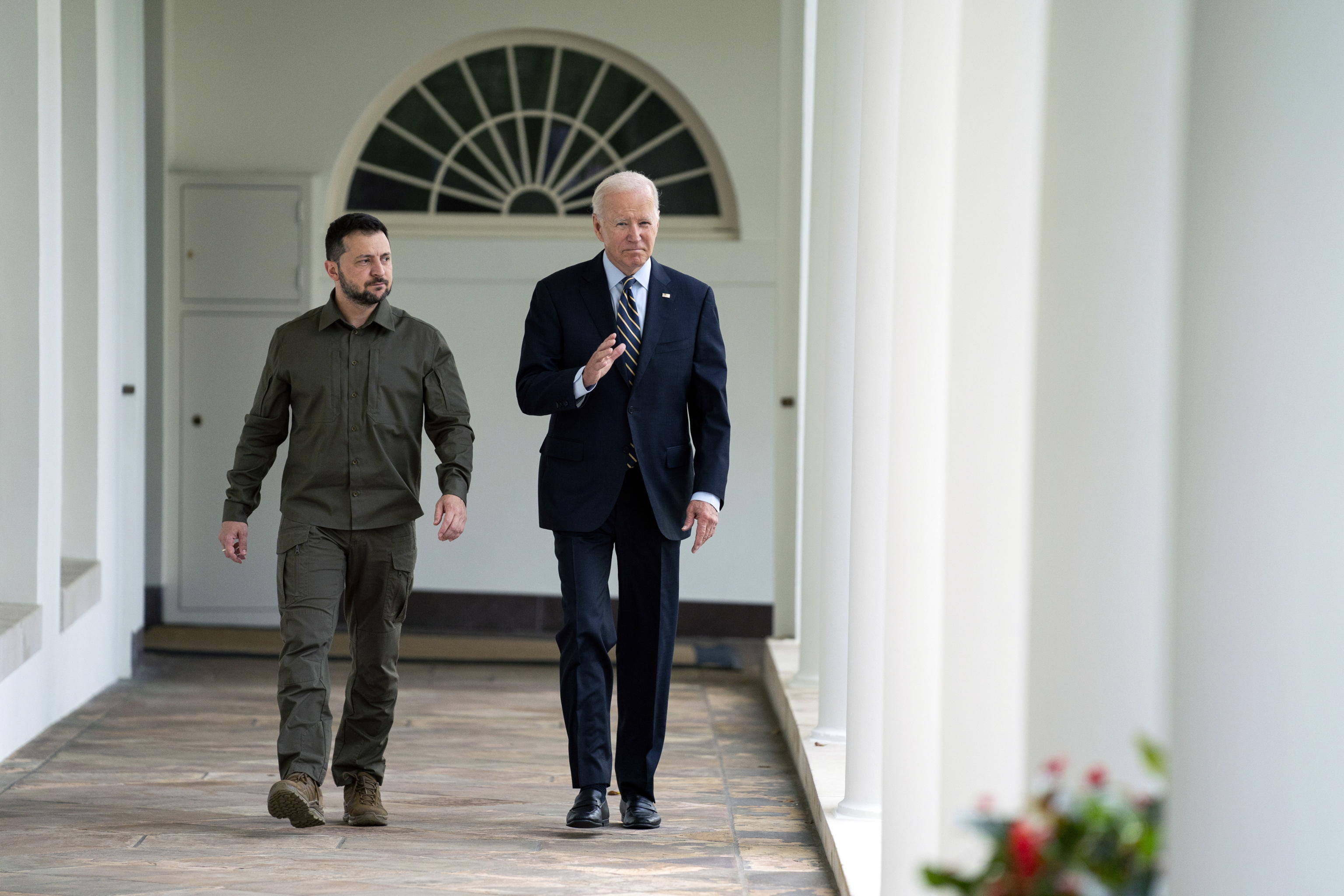 Washington sostiene Zelensky, ma il Congresso è diviso