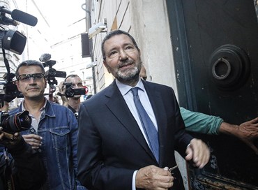 “Il Pd è un partito di sinistra?”: bordata di Ignazio Marino (dalla piscina)