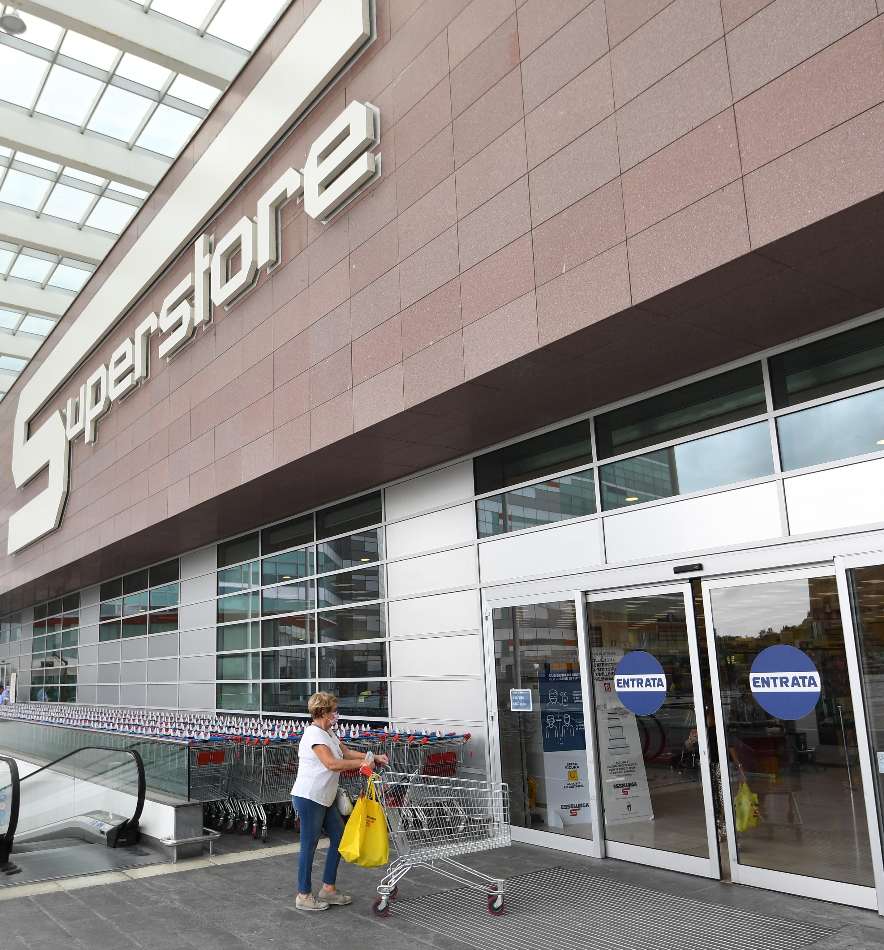 Pesca preziosa: benvenuta Esselunga (Coop fortino sinistro) 