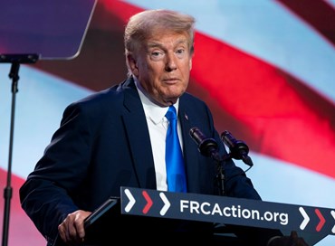 Trump a processo, in tribunale “per la mia reputazione”