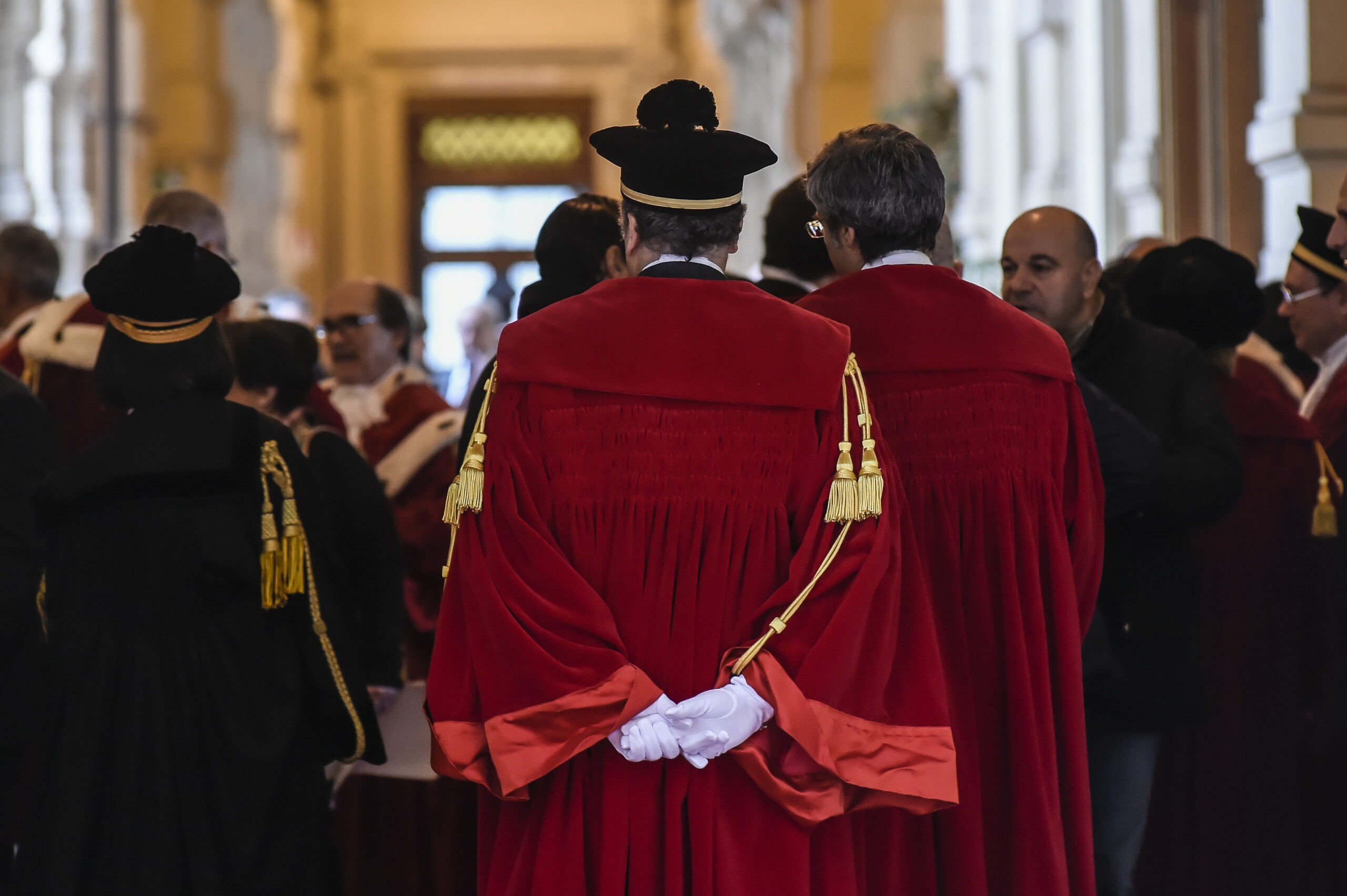 Apostolico, i giudici e il germe della faziosità politica