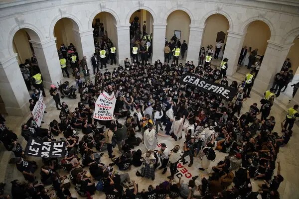 Manifestazione pro-Palestina al congresso Usa: nuovo assalto a Capitol Hill
