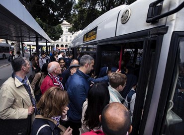 Venerdì nero per i trasporti, sciopero di 24 ore
