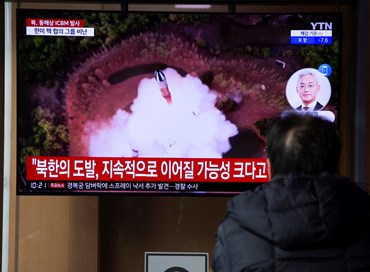 La Corea del Nord testa il lancio di un nuovo missile