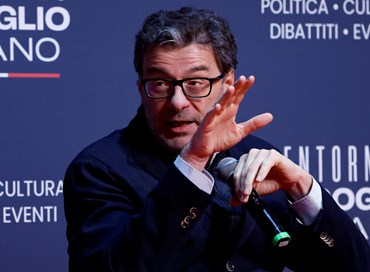 Patto di stabilità, il pressing di Parigi e Berlino