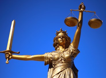 Cassazione, convivenza conta per assegno di divorzio