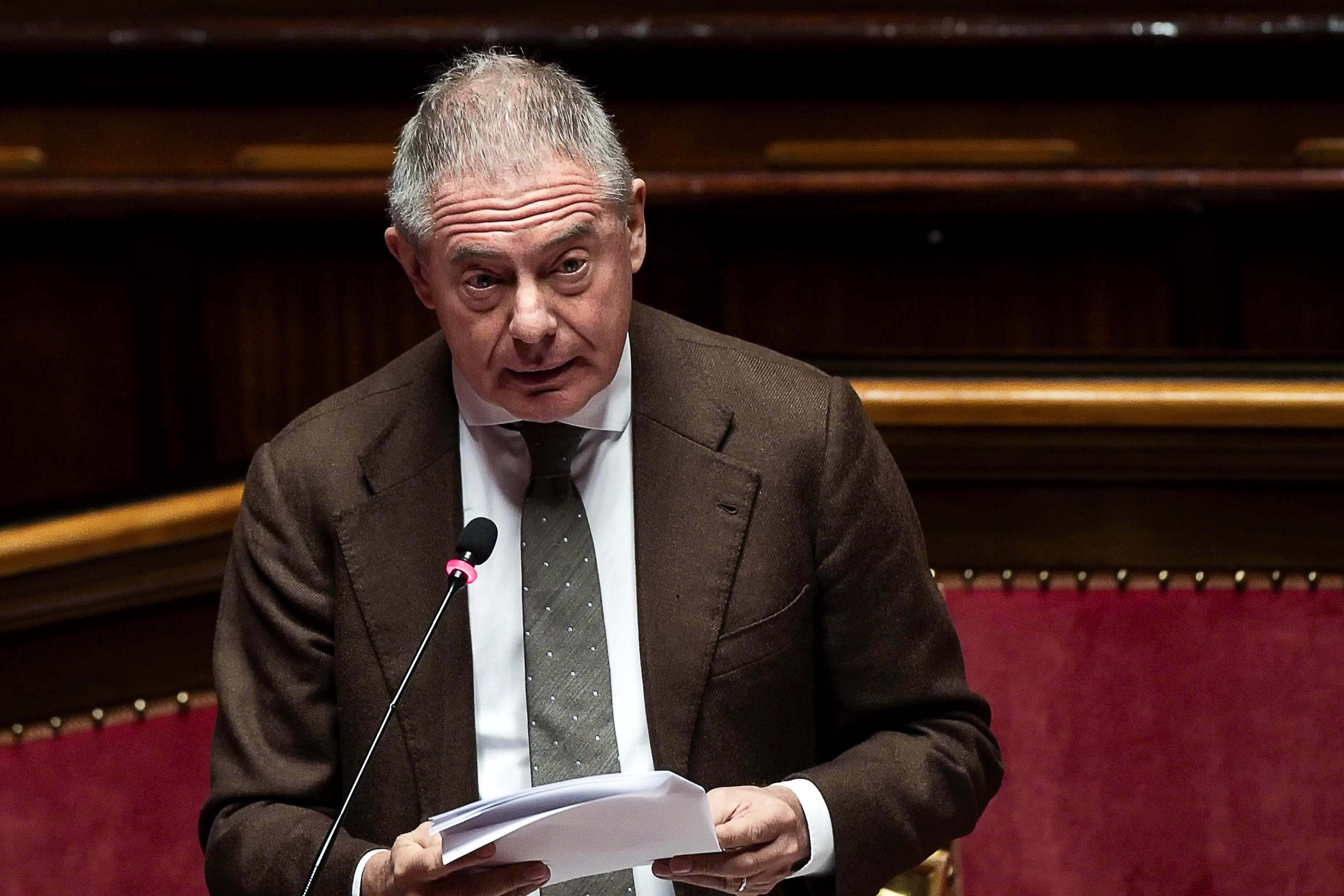 Ex Ilva, Urso: “C’è l’urgenza di un intervento drastico”