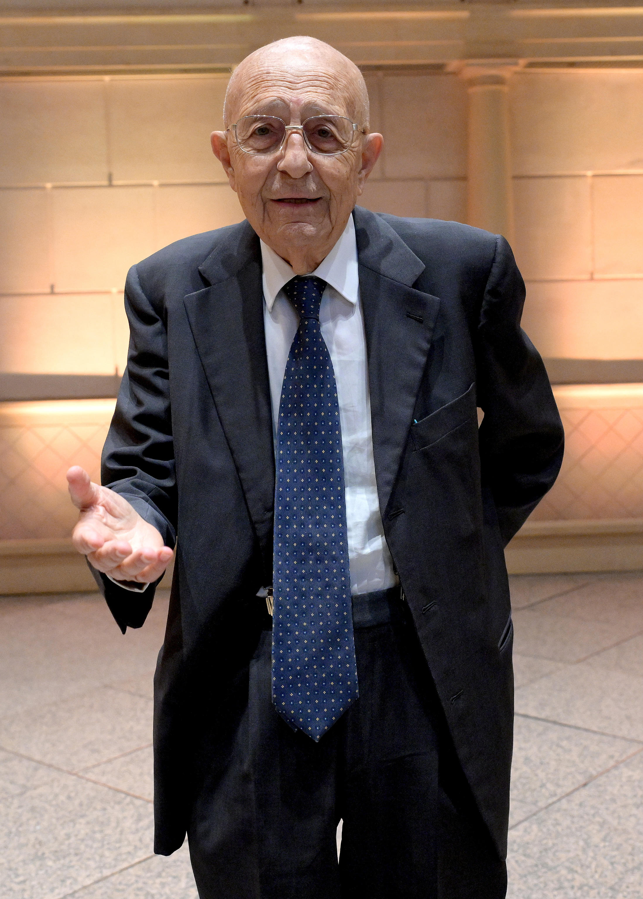 Autonomia, “opportunità per il Sud”: parla Cassese