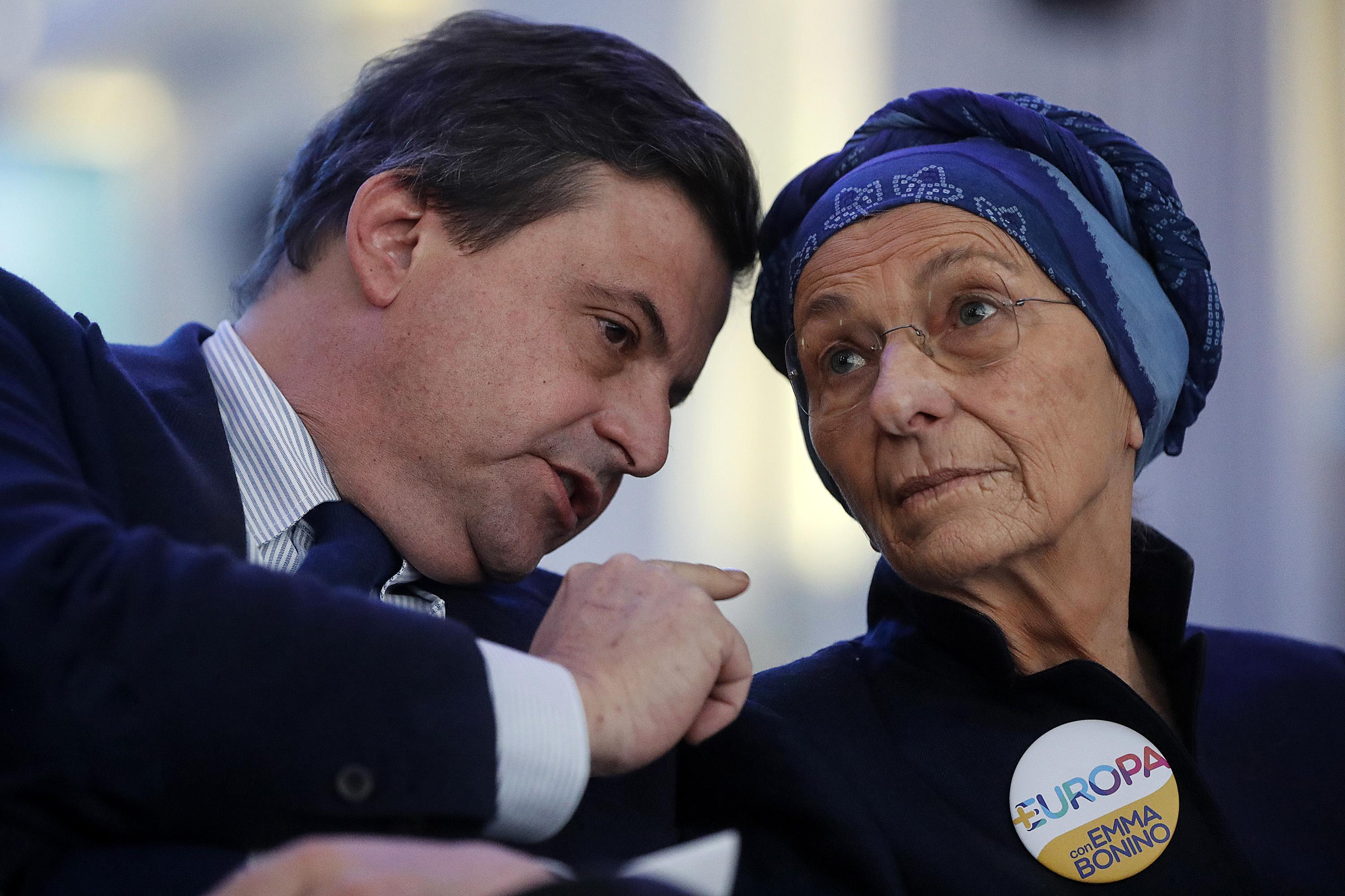 Terzo polo, Calenda frena Bonino: “Mai con Renzi”