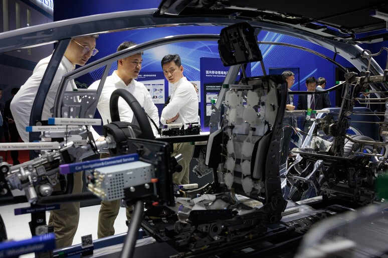 Auto, nel 2023 la Cina è il primo esportatore 