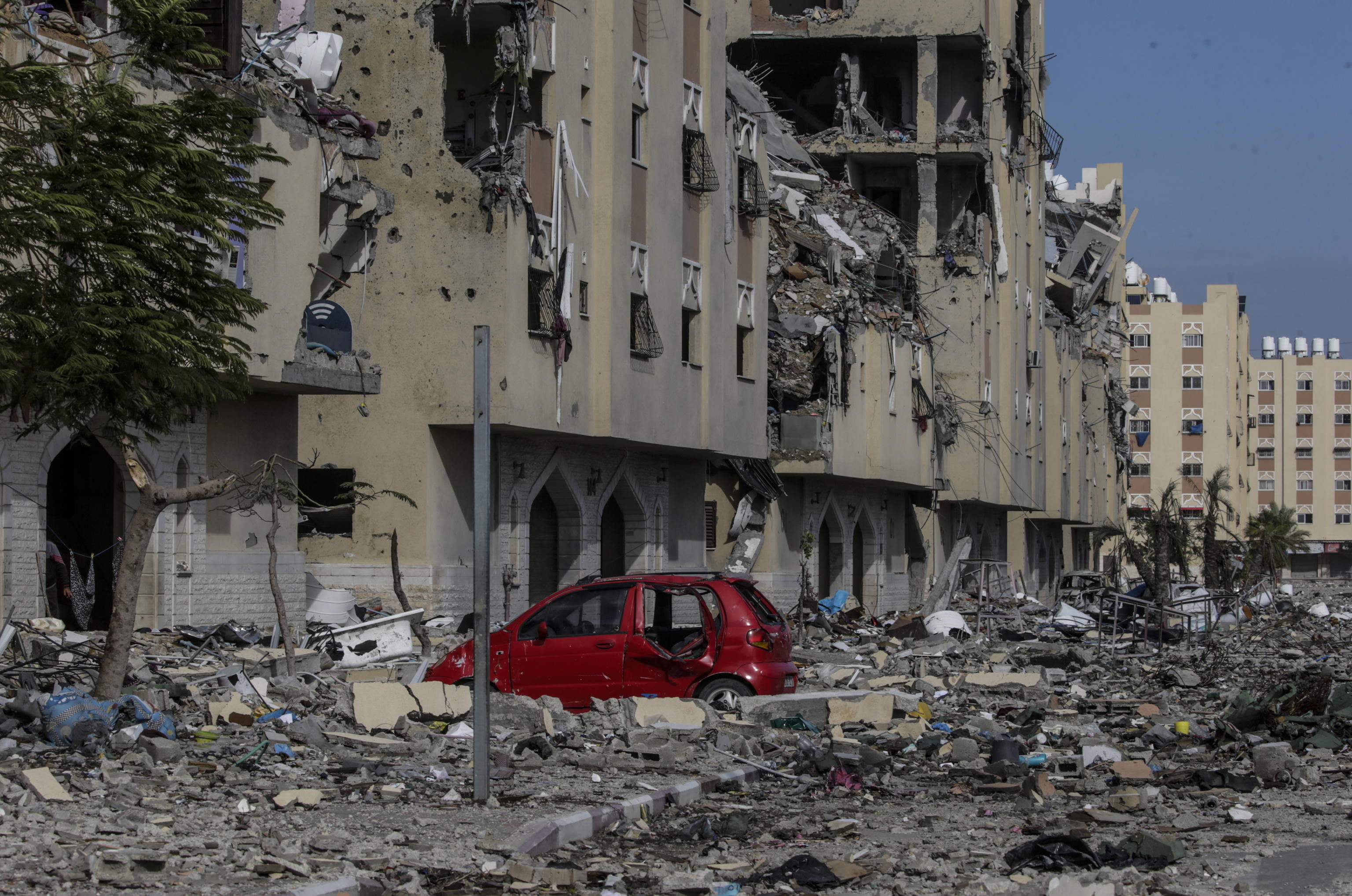 Dal vicolo “bieco” della guerra alla società aperta