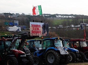 La politica non salga sul trattore