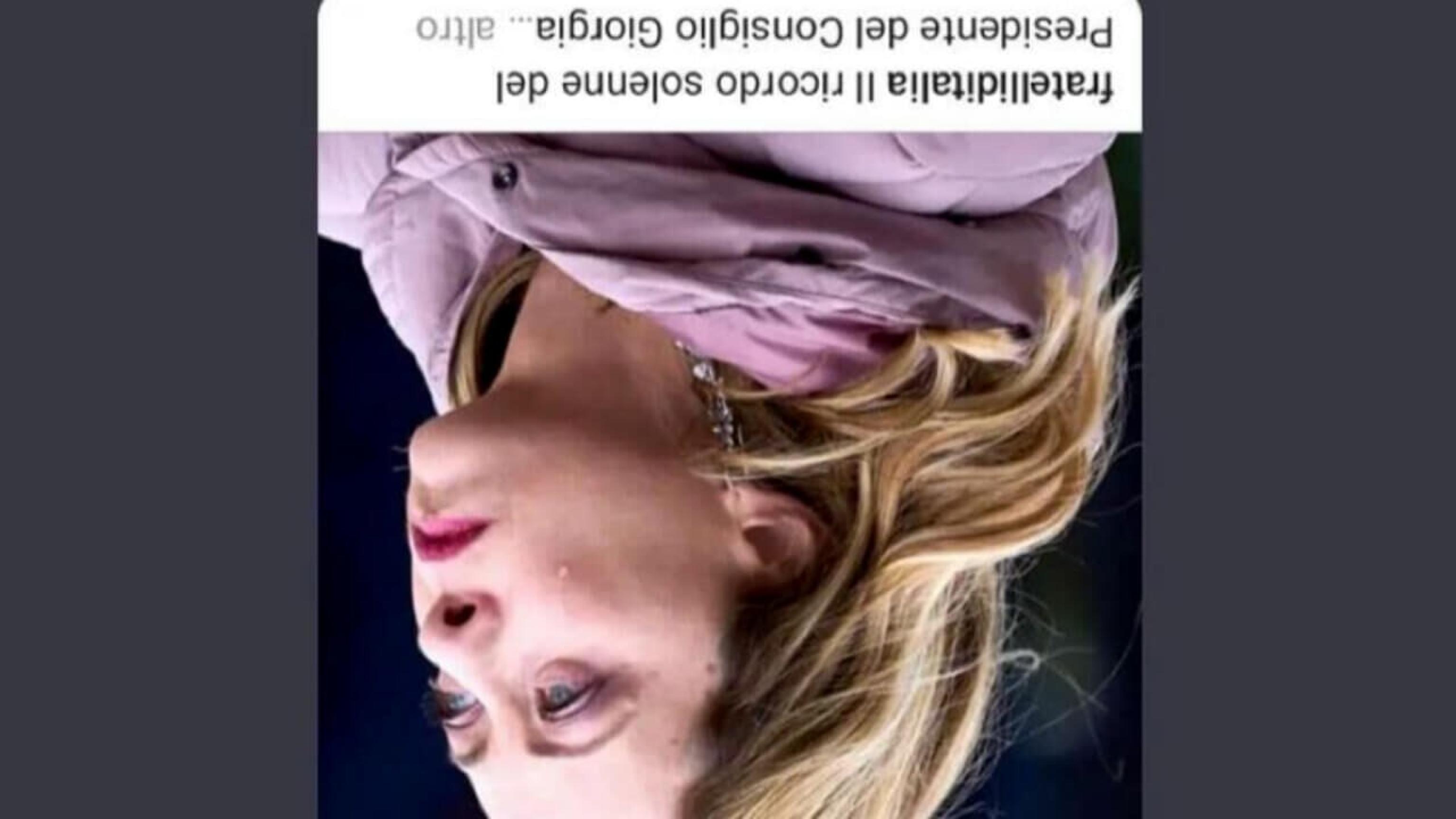 Foto Meloni a testa in giù, il presidente del museo di Ostuni si dimette