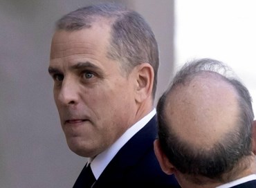Fbi, Smirnov confessa: “Aiutato dagli 007 russi per infangare Biden”