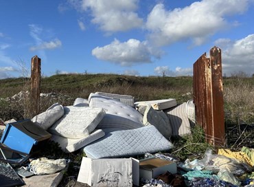 Discariche abusive e roghi tossici: i possibili rimedi