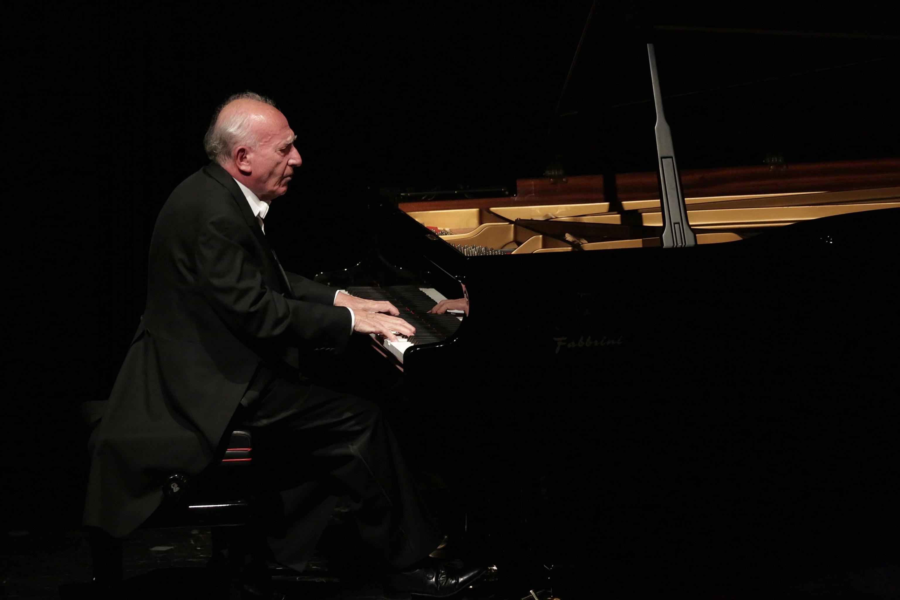 Maurizio Pollini, Beethoven e la filosofia pianistica
