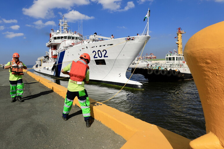 Barriera corallina, la Cina minaccia le Filippine