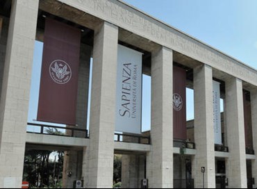 Azione Universitaria: “strumentalizzazione” su alloggi e borse di studio