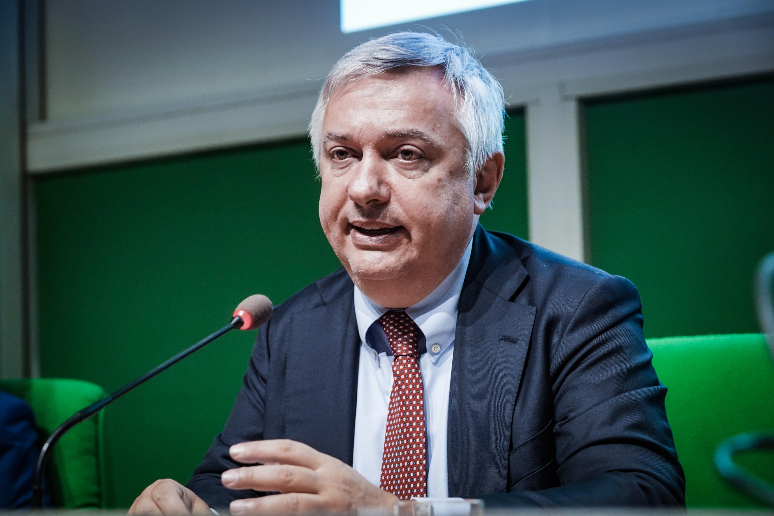 I redattori di “Repubblica” sfiduciano il direttore Molinari