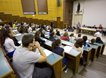 Università tradizionali e telematiche: perché una guerra non ha senso