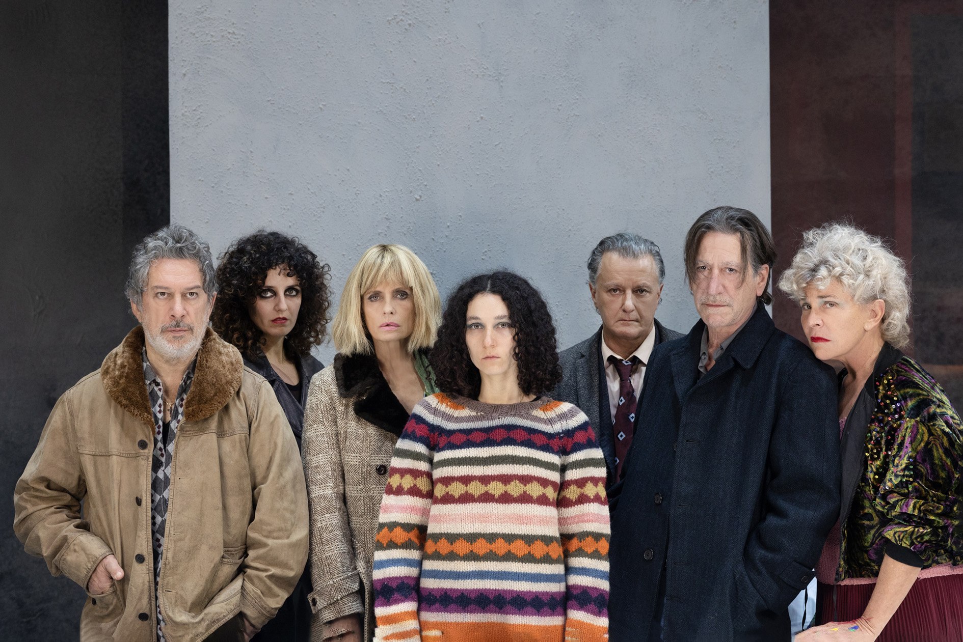 Teatro, “La ragazza sul divano”: l’esistenzialismo di Valerio Binasco