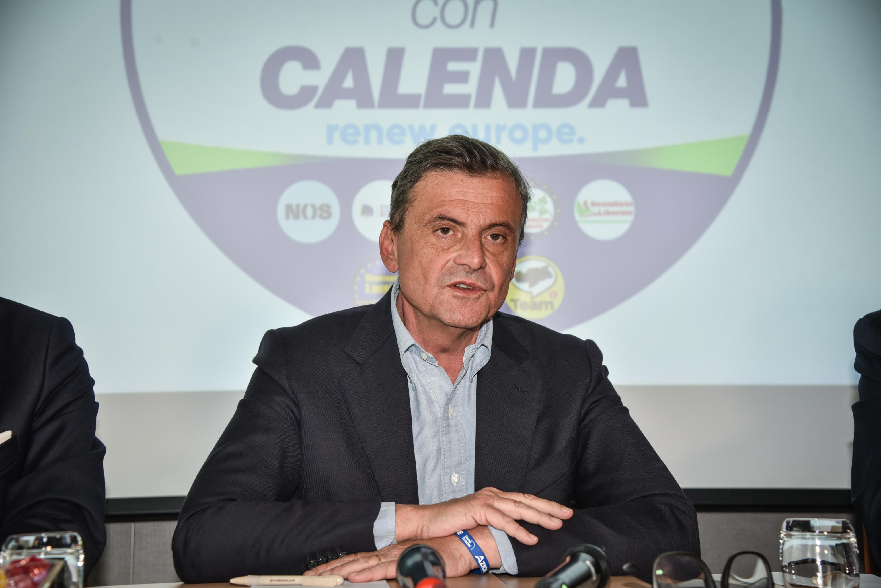 Europee, Calenda: “Ci metto la faccia, sfida ormai tra leader”