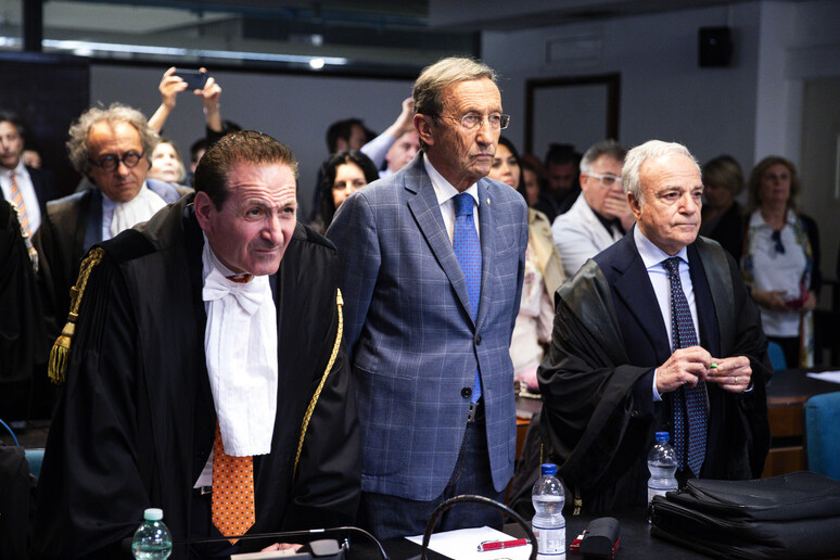 Casa di Montecarlo, Fini condannato a 2 anni e 8 mesi